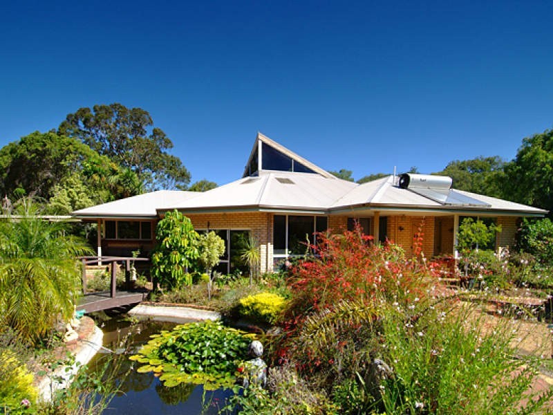 1124 Caves Road, Quindalup WA 6281