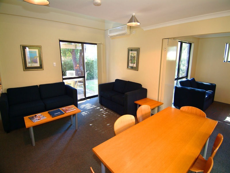 13/19 Earnshaw Road, Busselton WA 6280