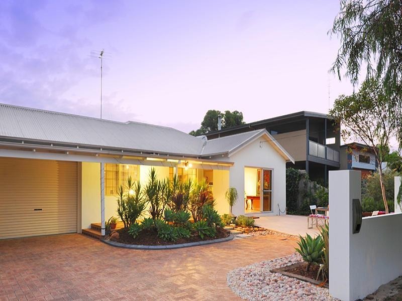 74A Gifford Road, Dunsborough WA 6281