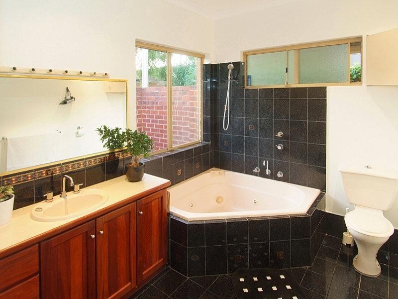 74A Gifford Road, Dunsborough WA 6281