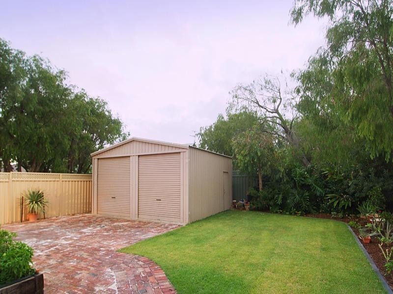 74A Gifford Road, Dunsborough WA 6281