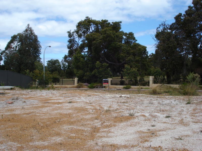 16 Hennessey Loop, Dunsborough WA 6281