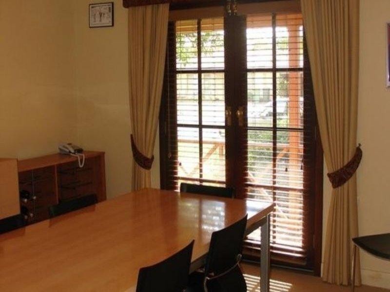 16 Dorset Street, Busselton WA 6280