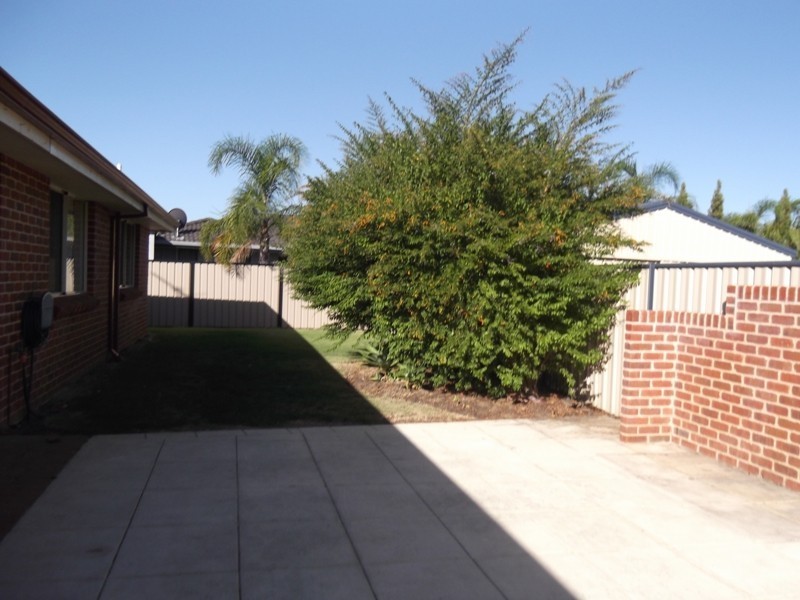 8 Clover Crescent, Busselton WA 6280