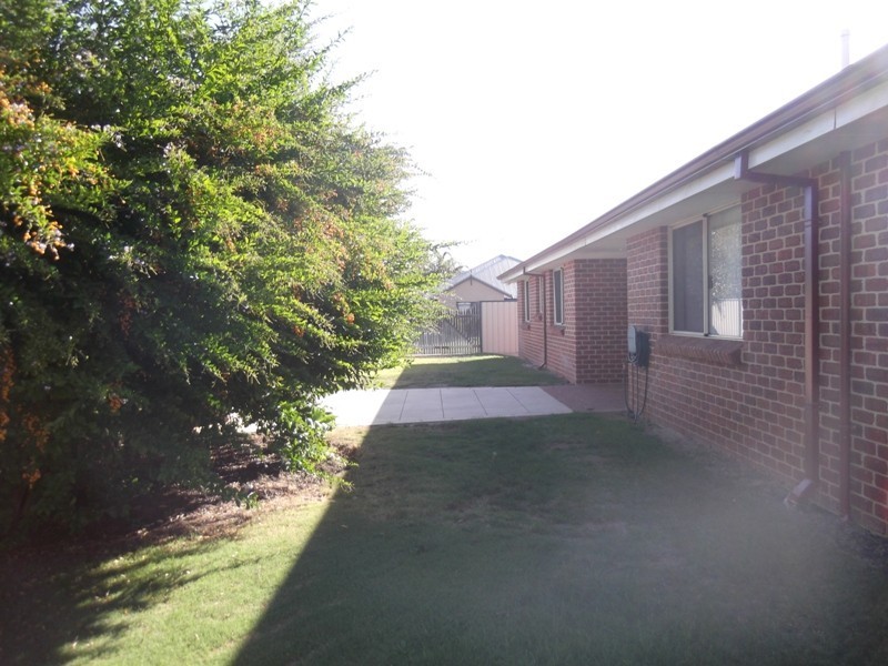 8 Clover Crescent, Busselton WA 6280
