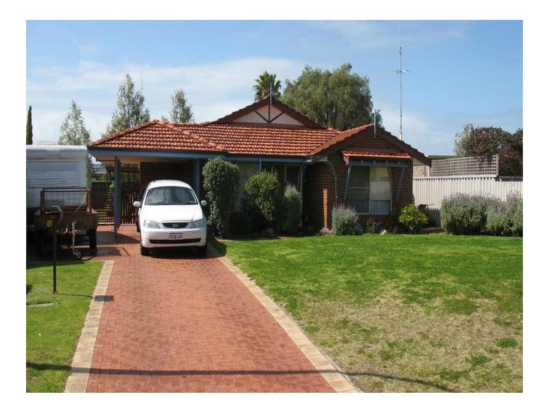 4 Wren Court, Busselton WA 6280