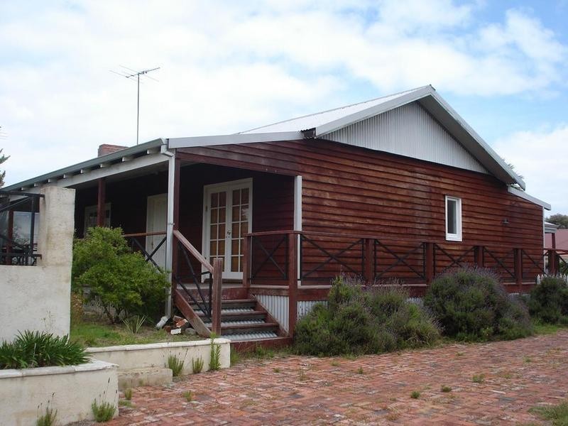 85 Harris Road, Busselton WA 6280