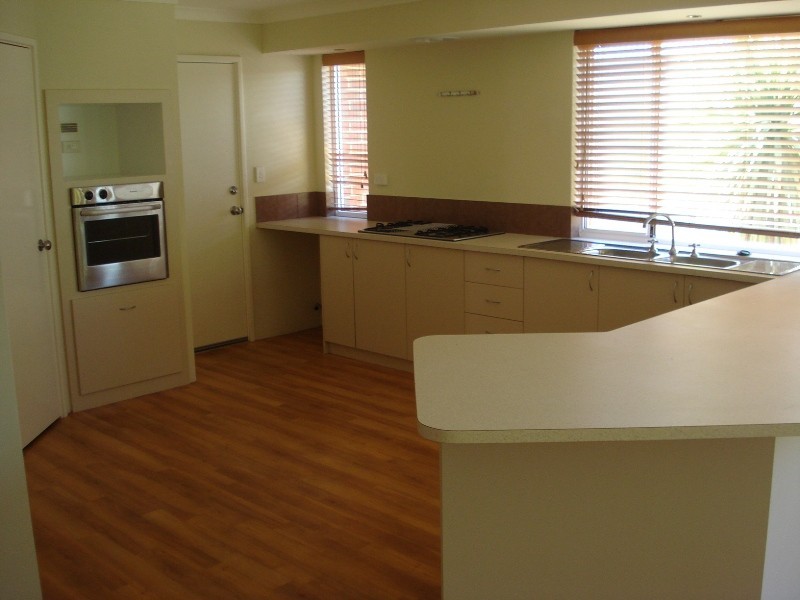 16 Marsupial Bend, Busselton WA 6280