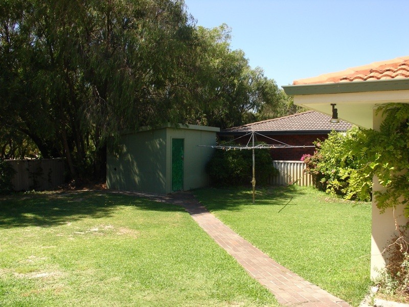 19 Blue Crescent, Busselton WA 6280