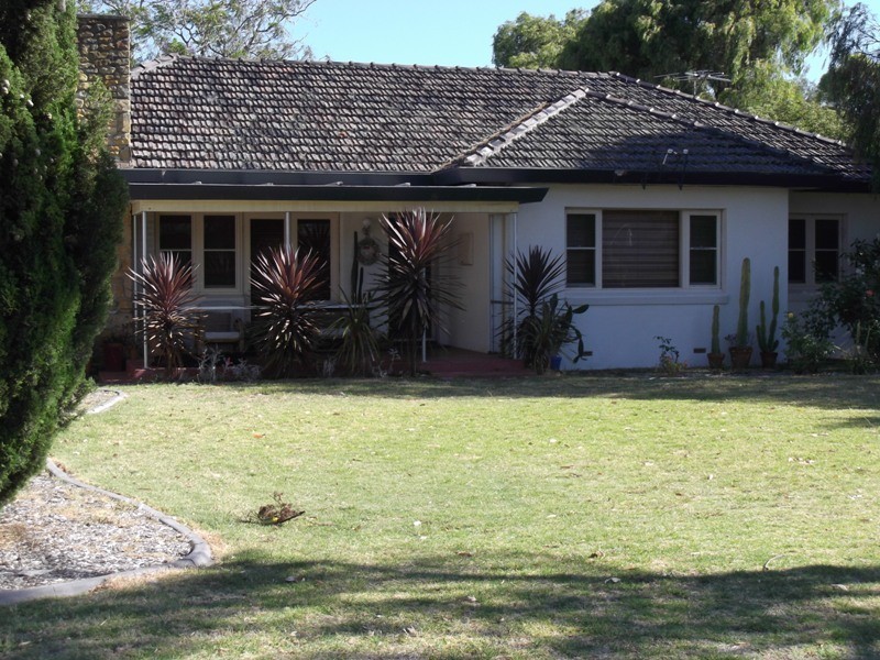 11 Reynolds Street, Busselton WA 6280