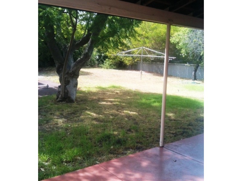 11 Reynolds Street, Busselton WA 6280