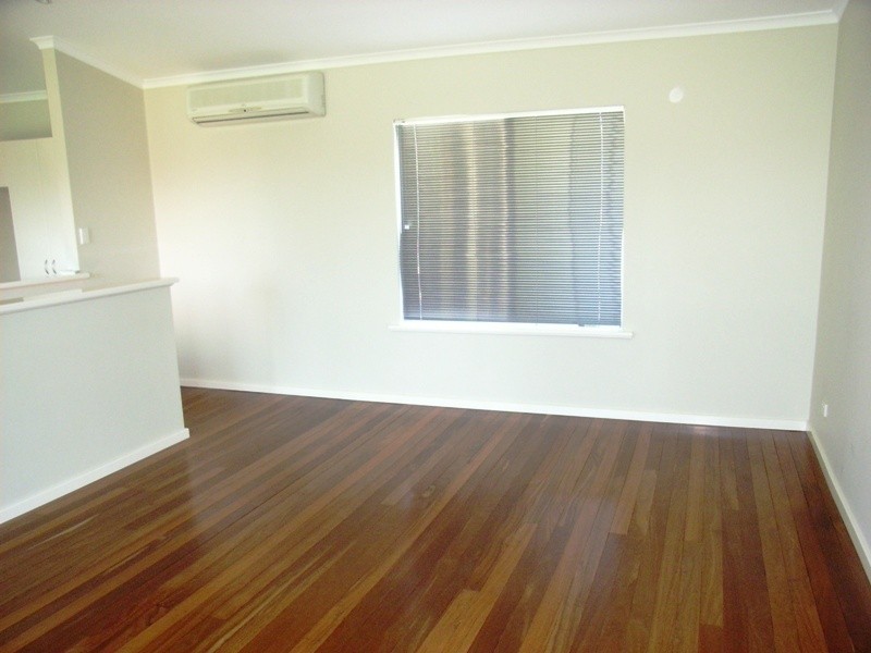 10 Dolphin Road, Busselton WA 6280