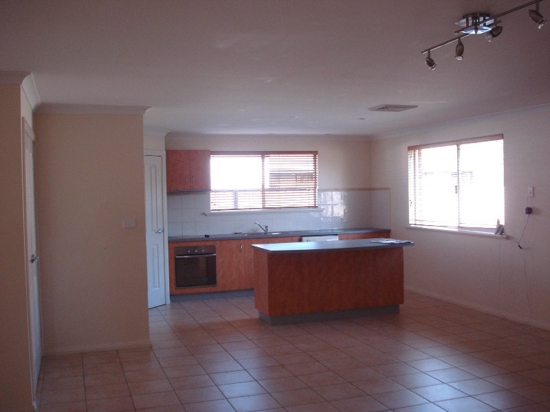 8 Clover Crescent, Busselton WA 6280