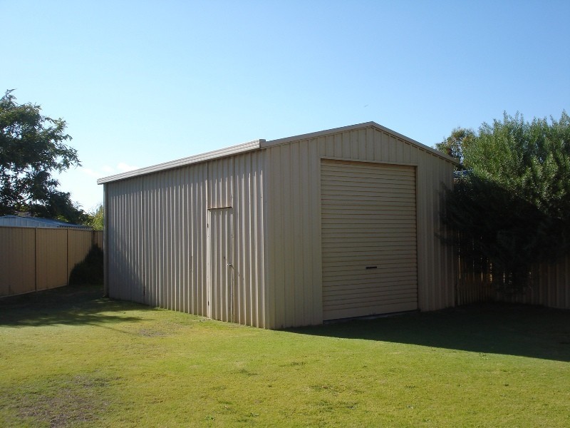 5 Gannet Court, Busselton WA 6280