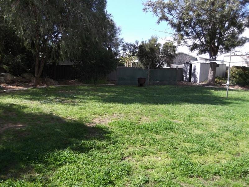 22 Knapton Street, Busselton WA 6280