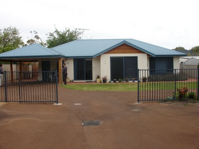 2/48C Dorset Street, Busselton WA 6280