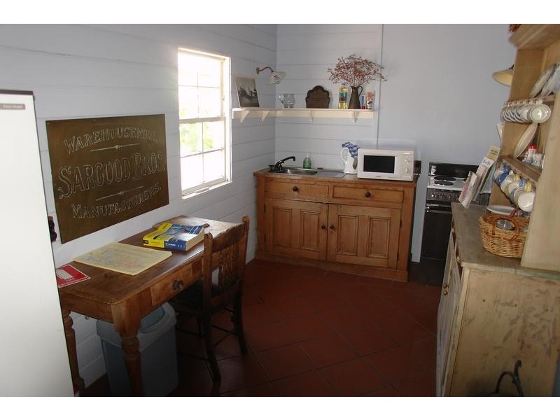 4 Pries Avenue, Busselton WA 6280