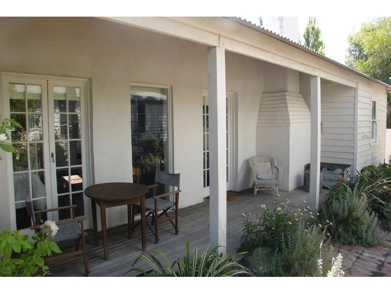 4 Pries Avenue, Busselton WA 6280