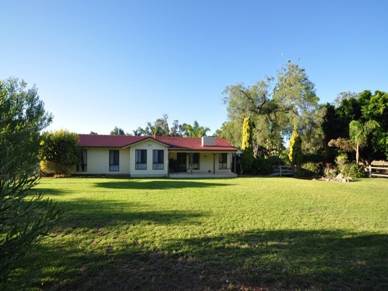 166 Rendezvous Road, Busselton WA 6280