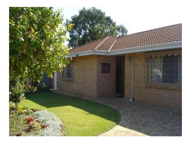 6 Locke Street, Busselton WA 6280