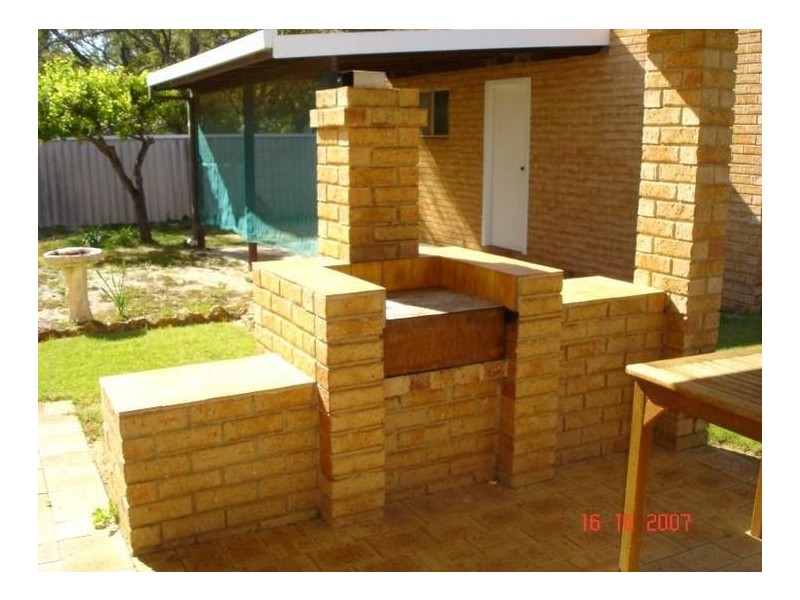 6 Locke Street, Busselton WA 6280