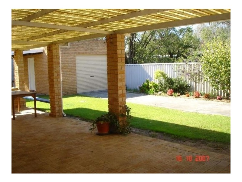 6 Locke Street, Busselton WA 6280