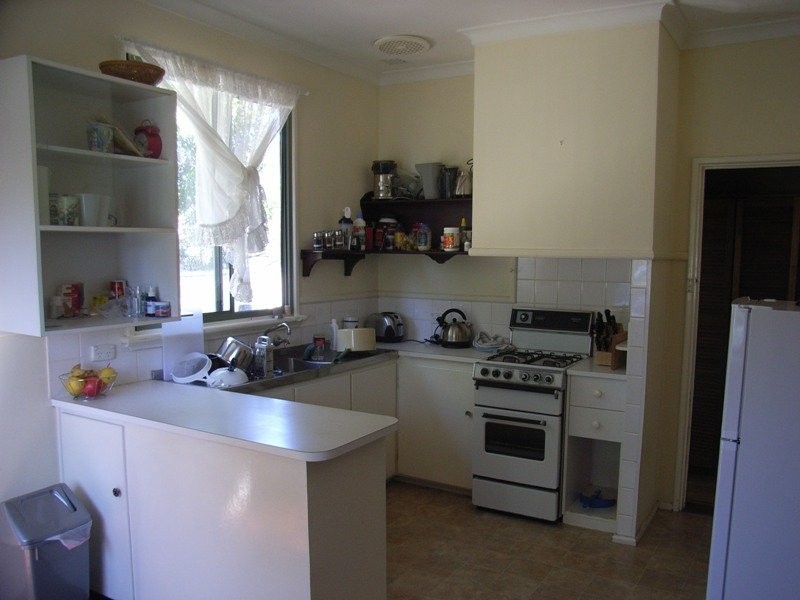 30 Rosemary Drive, Busselton WA 6280