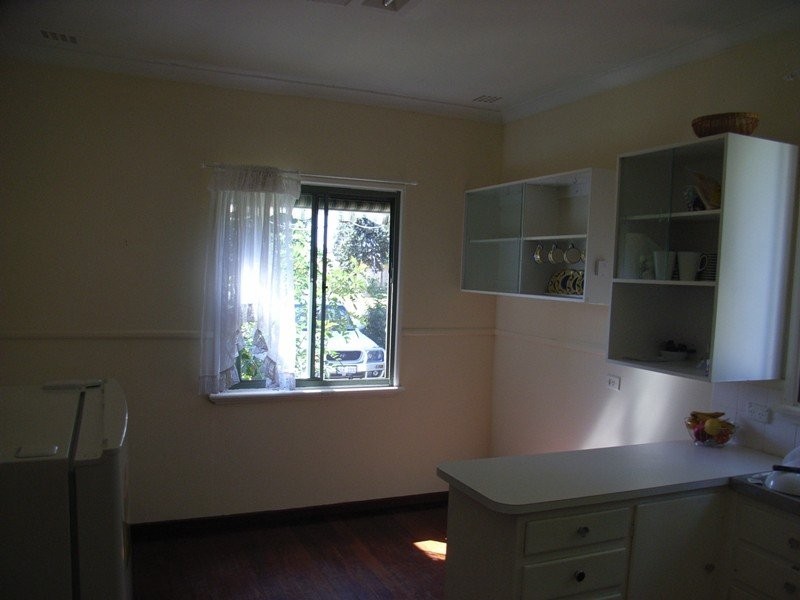 30 Rosemary Drive, Busselton WA 6280