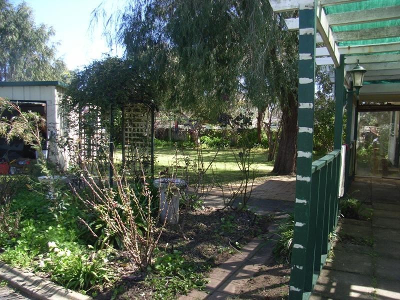 30 Rosemary Drive, Busselton WA 6280