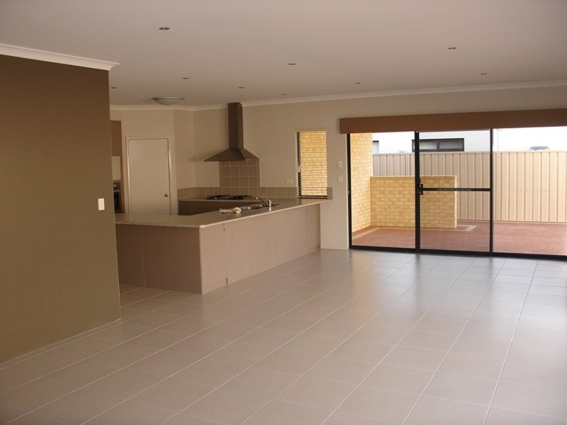 20 Mainsail Street, Busselton WA 6280