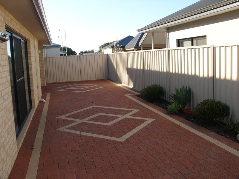 20 Mainsail Street, Busselton WA 6280