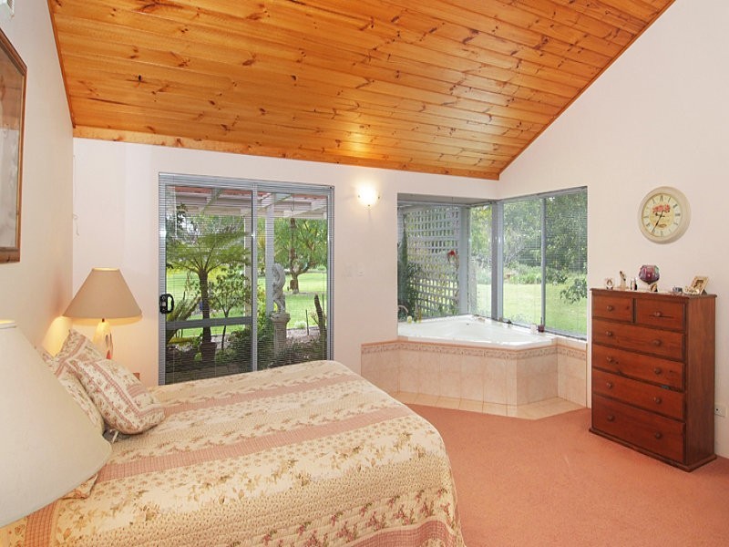 30 Estuary Waters Drive, Busselton WA 6280