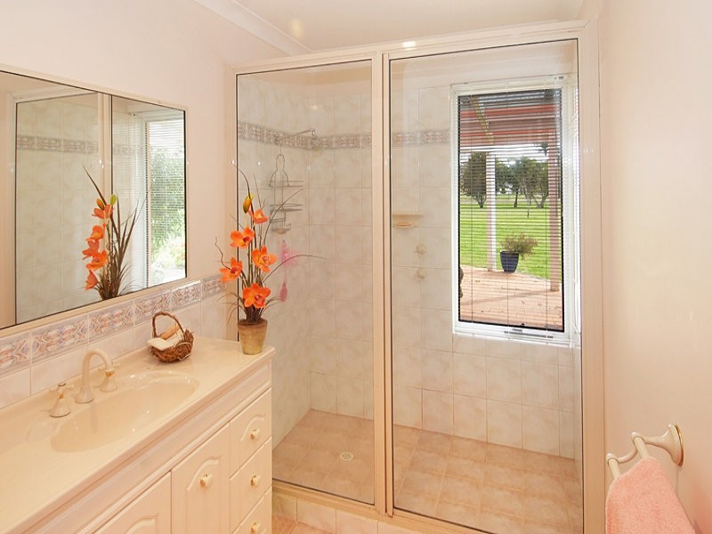 30 Estuary Waters Drive, Busselton WA 6280