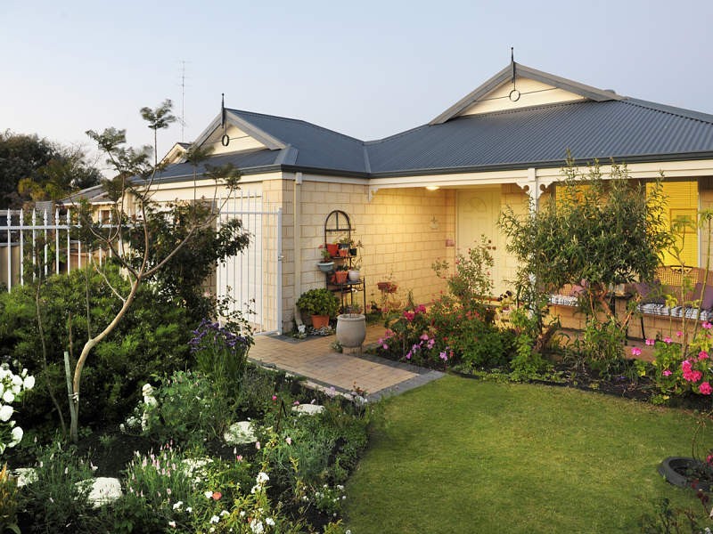 1/2 Harrier Cove, Busselton WA 6280