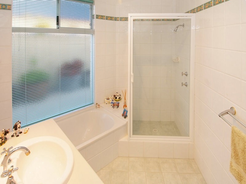 1/2 Harrier Cove, Busselton WA 6280