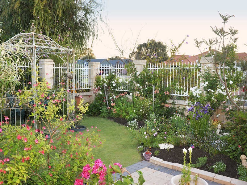 1/2 Harrier Cove, Busselton WA 6280