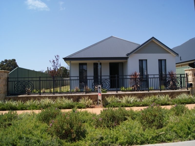 29 Orlando Boulevard, Busselton WA 6280