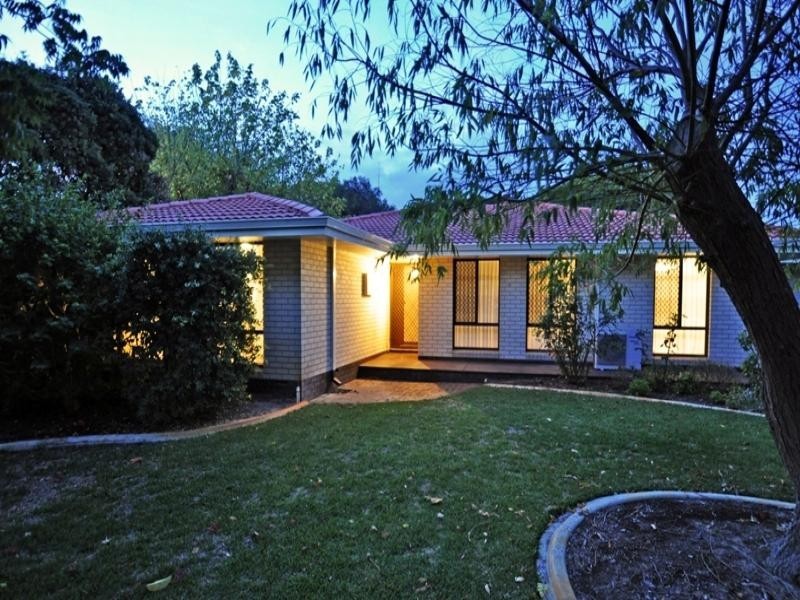 8 Chloe Street, Busselton WA 6280