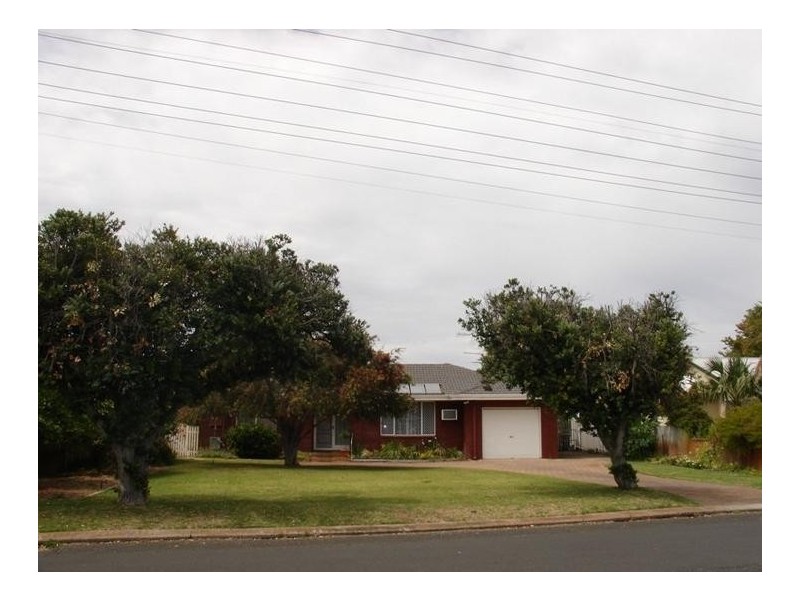 90 Dorset Street, Busselton WA 6280