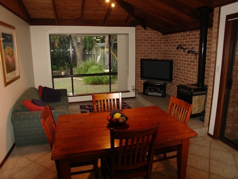 25 Averil Street, Abbey WA 6280