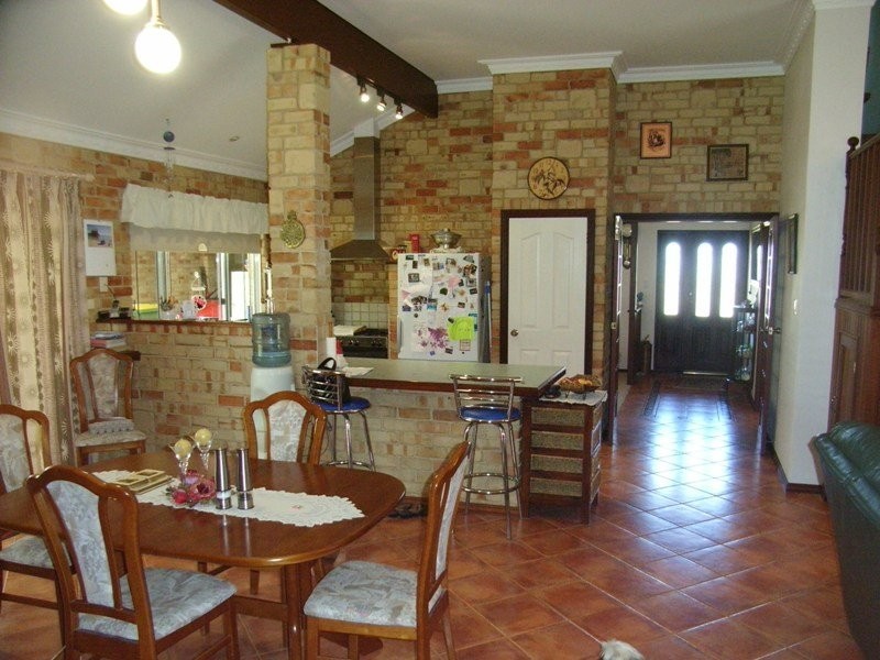 1 Robin Cove, Busselton WA 6280