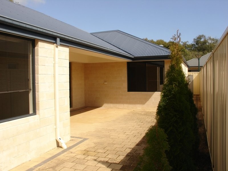 12/14 Thomas Street, Busselton WA 6280