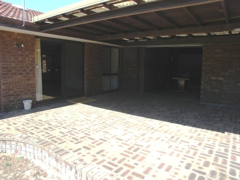 6 Harnett Street, Busselton WA 6280
