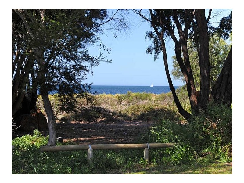 604 Geographe Bay Road, Busselton WA 6280