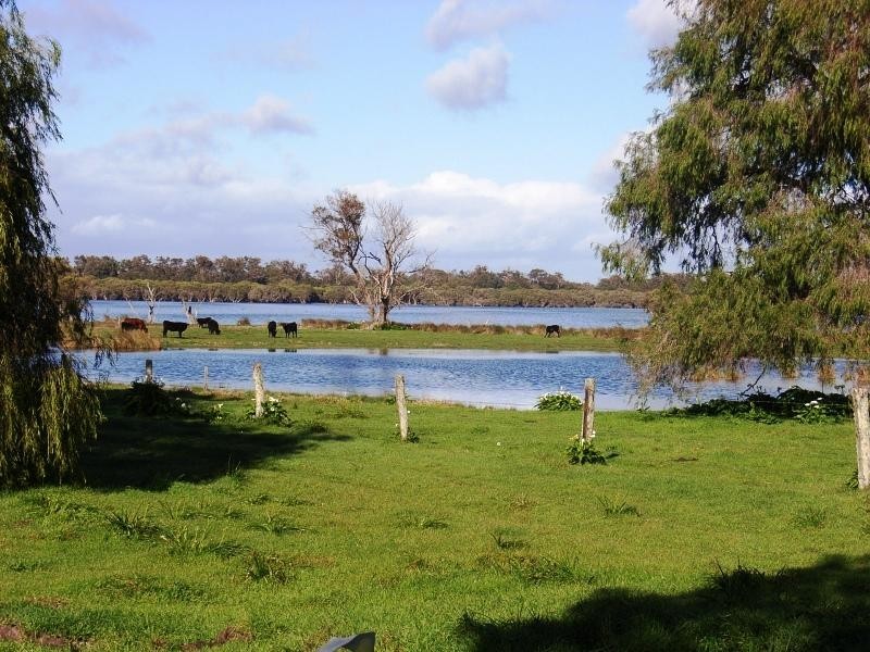 Ibis Sanctuary, Broadwater WA 6280