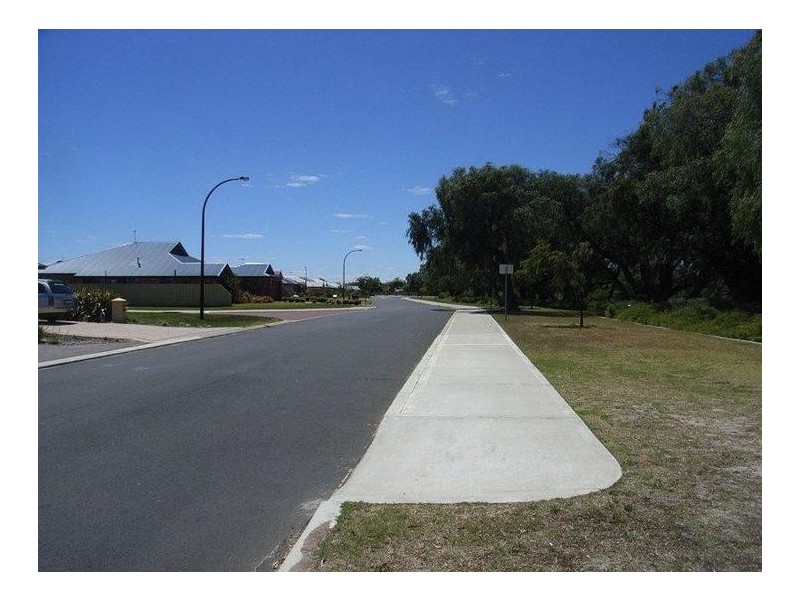 81 Broadwater Boulevard, Broadwater WA 6280