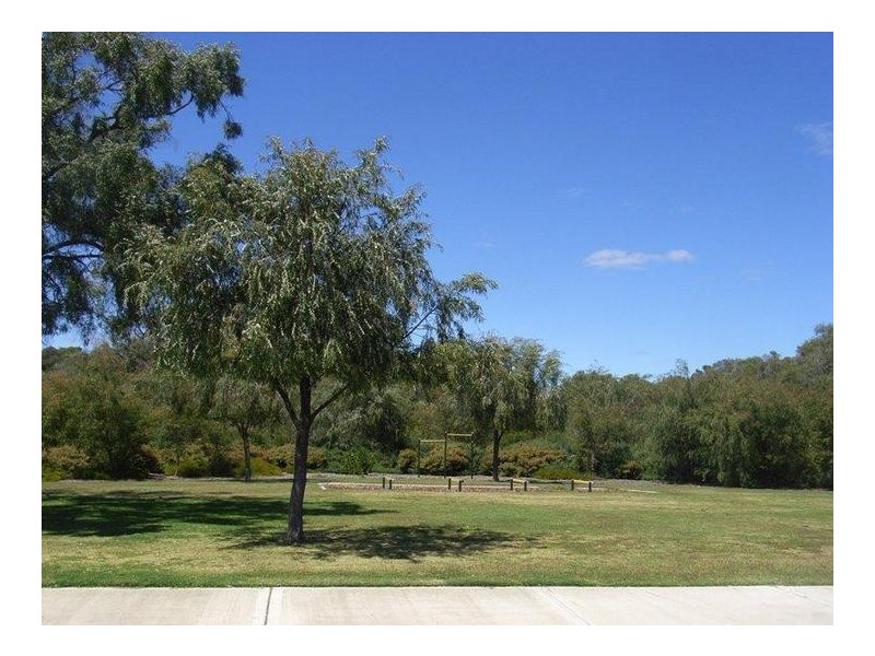 81 Broadwater Boulevard, Broadwater WA 6280