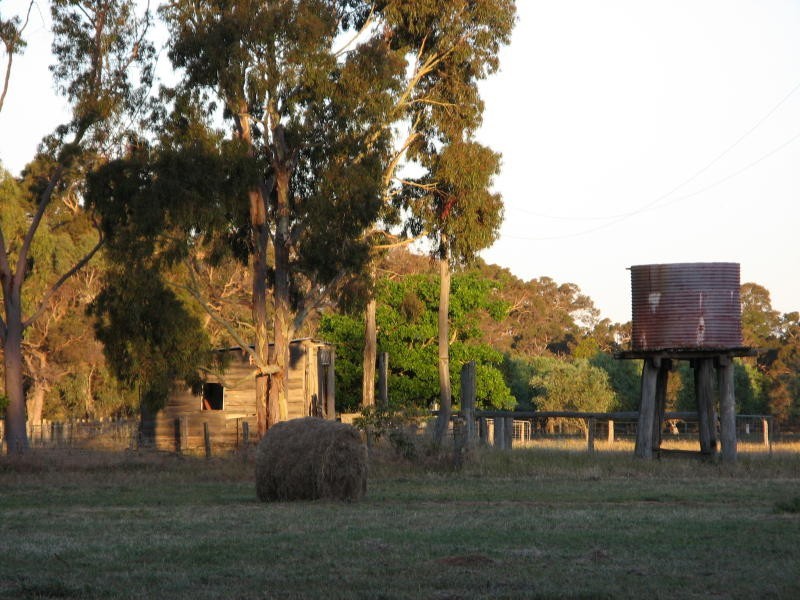 64 Espinos Road, Busselton WA 6280