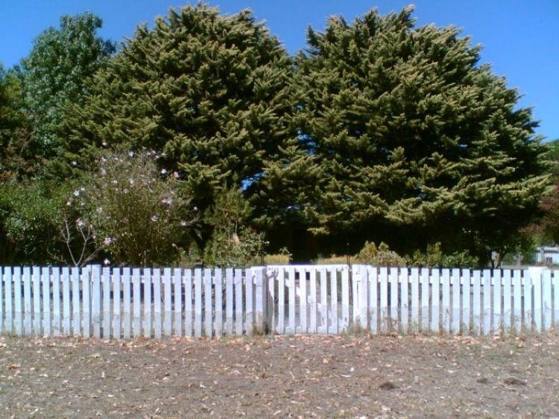 64 Espinos Road, Busselton WA 6280