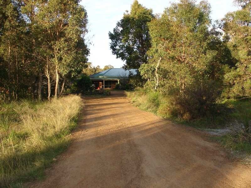 421 Oates Road, Tutunup WA 6280